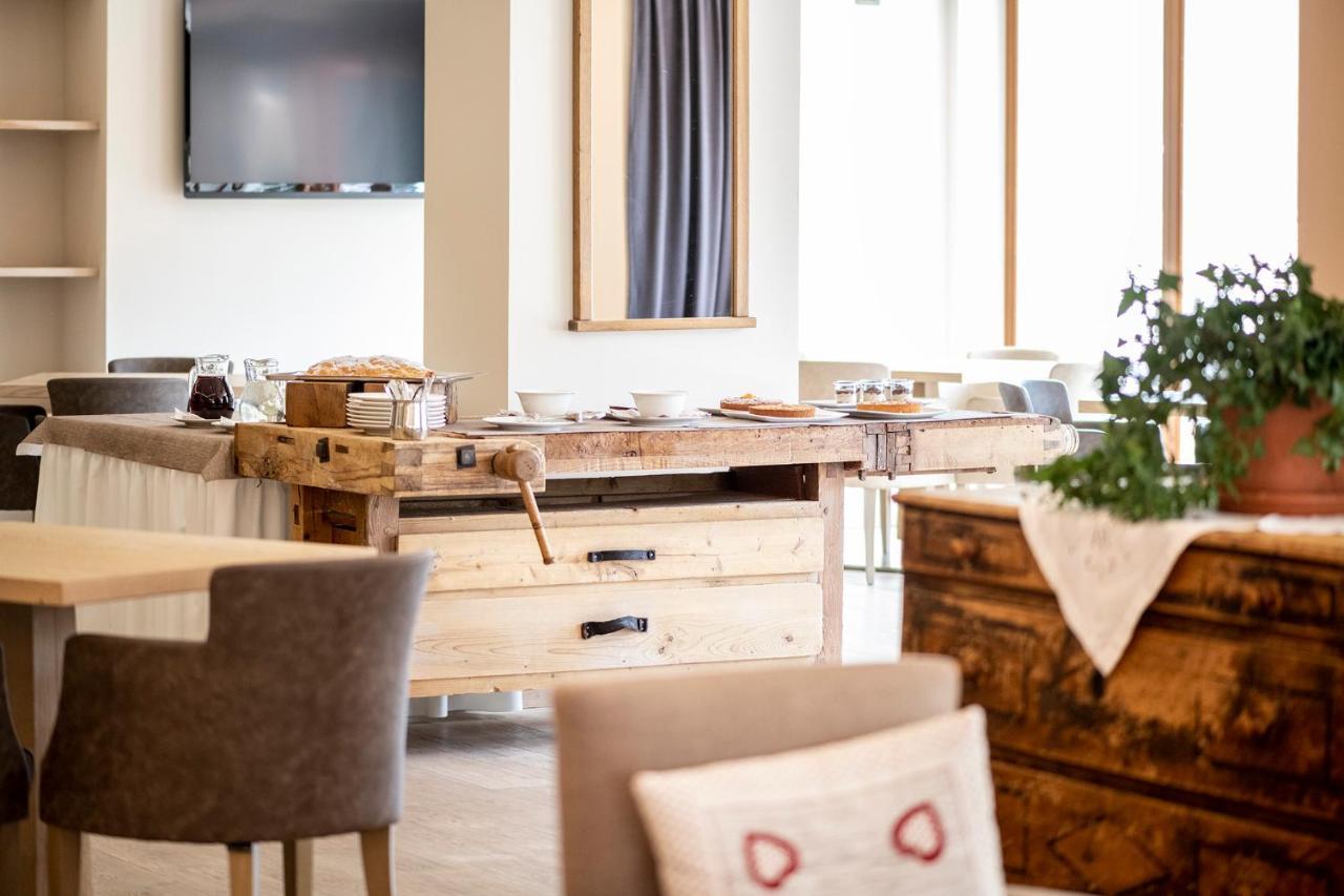 Design & Suite Hotel Ciarnadoi Vigo di Fassa Ngoại thất bức ảnh
