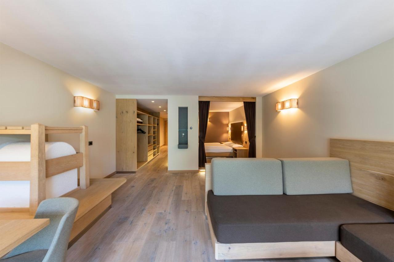 Design & Suite Hotel Ciarnadoi Vigo di Fassa Ngoại thất bức ảnh
