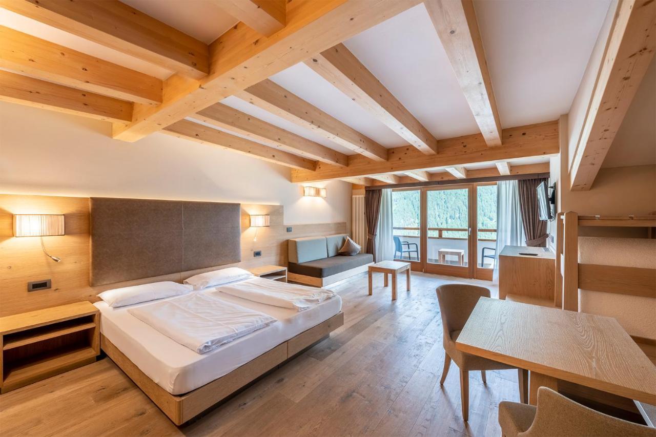 Design & Suite Hotel Ciarnadoi Vigo di Fassa Ngoại thất bức ảnh
